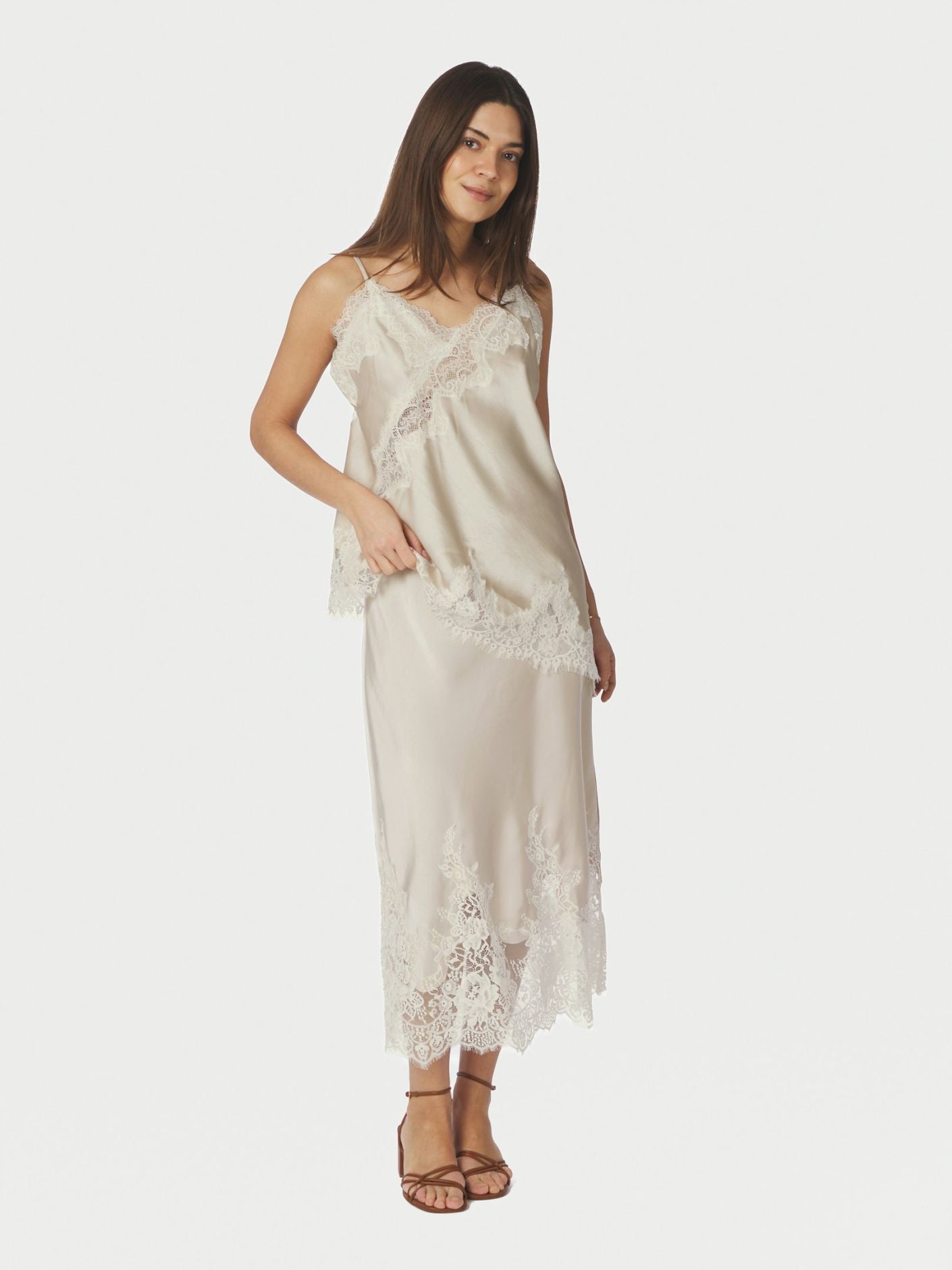 Yelina Heavy Sateen Skirt Champagne