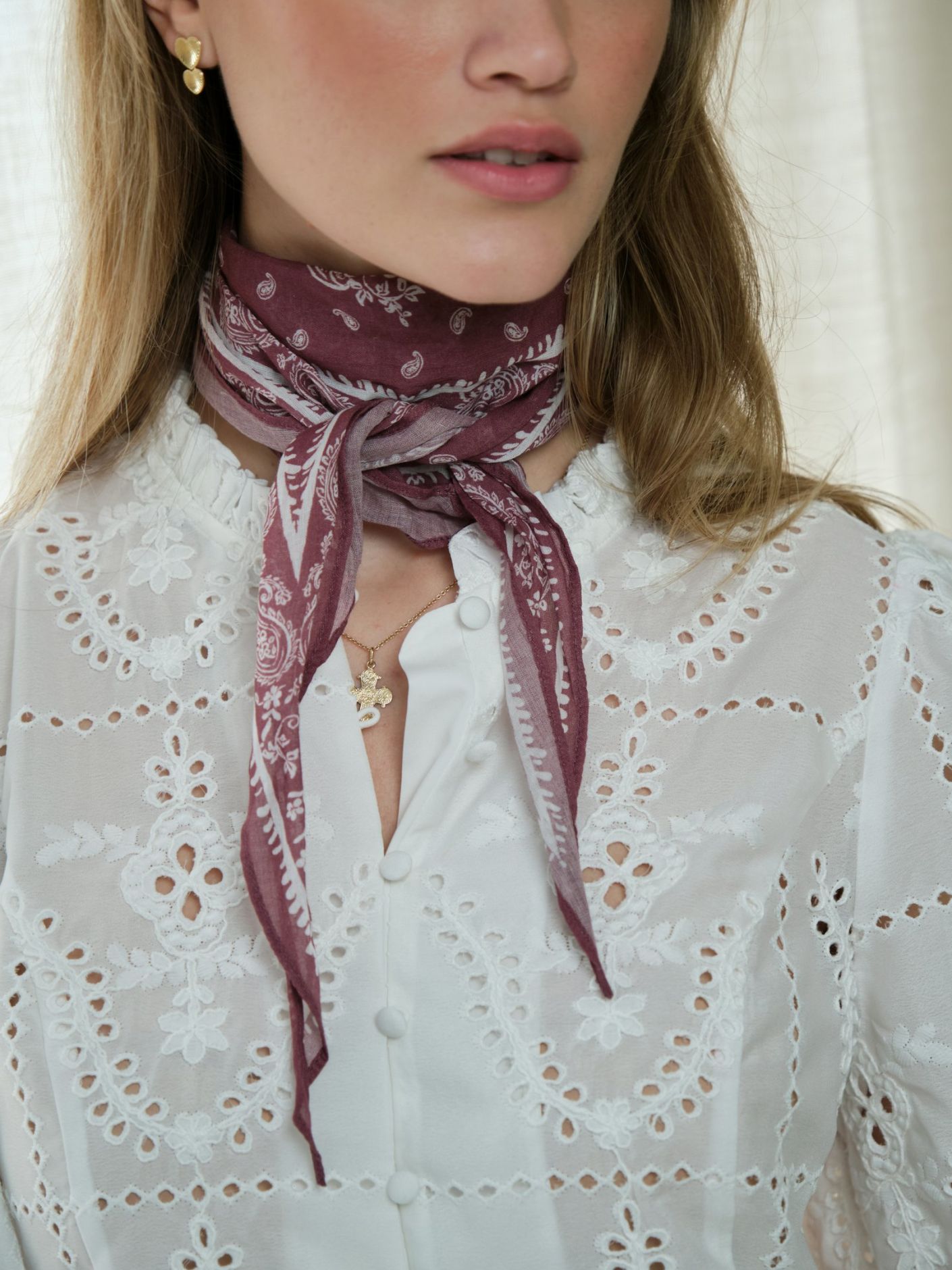 Kinessa Paisley Skjerf Mørk Rose