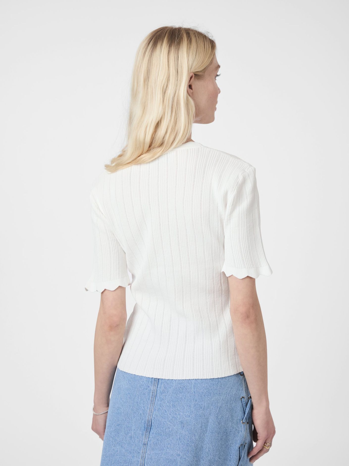 Larifa Stitch Knit Tee White