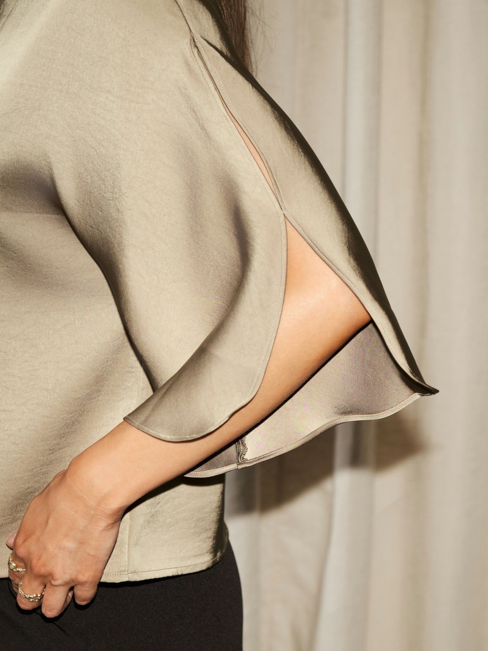 Liora Heavy Sateen Blouse Dark Taupe