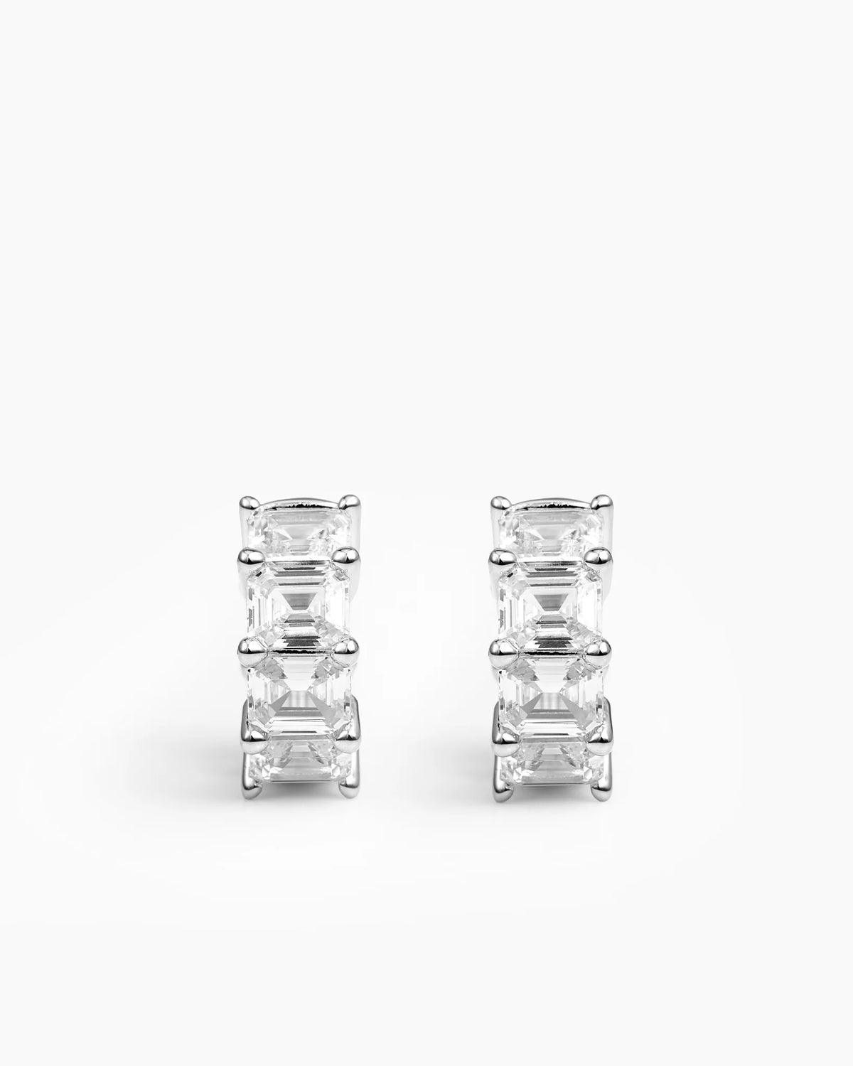 Sospeso Huggie Silver