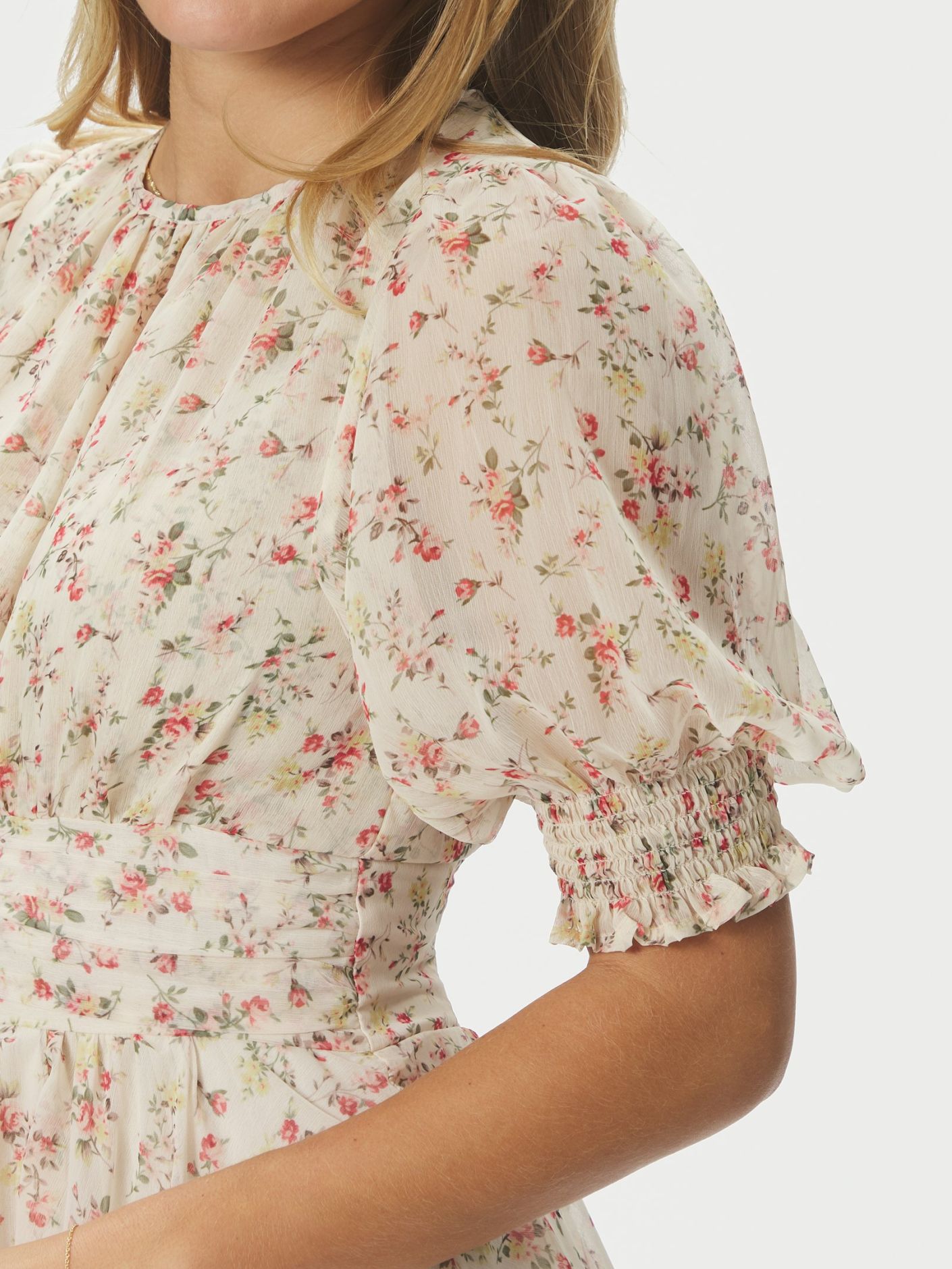 Sable Meadow Printed Dress Creme