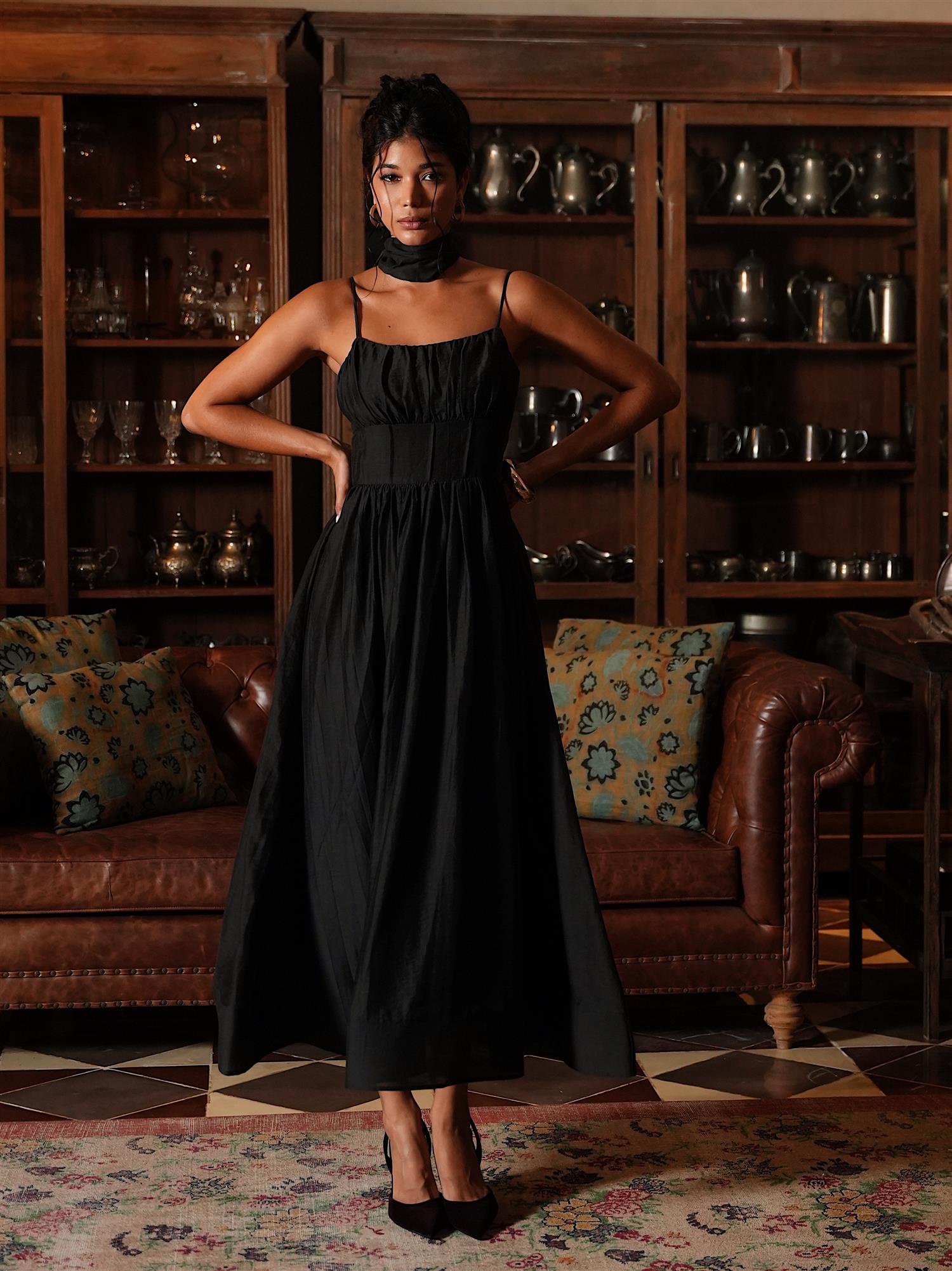 Bernadette Midi Dress Black