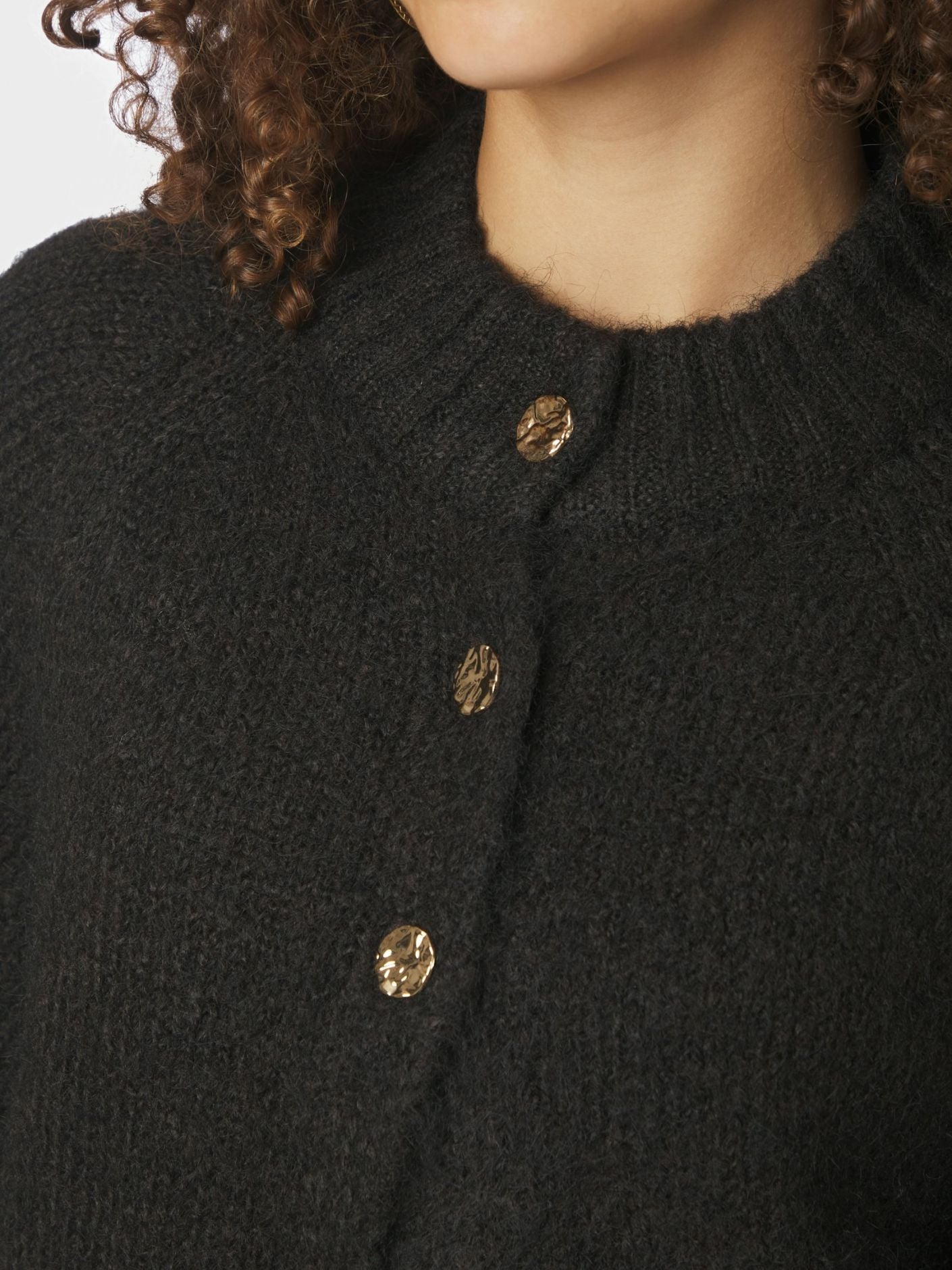 Benuta Fluffy Knit Cardigan Dark Brown