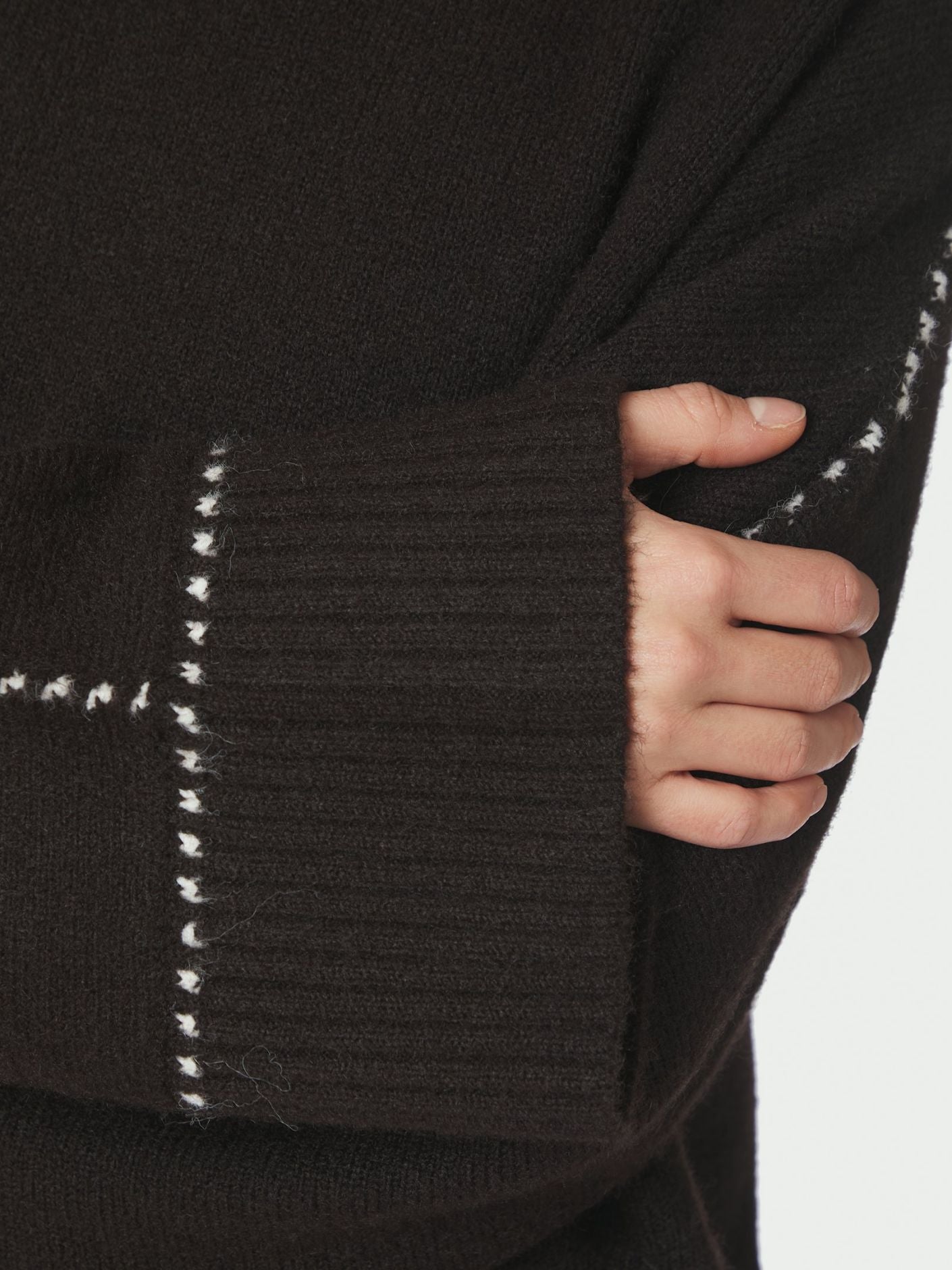 Roeme Knit Stitch Blouse Dark Brown