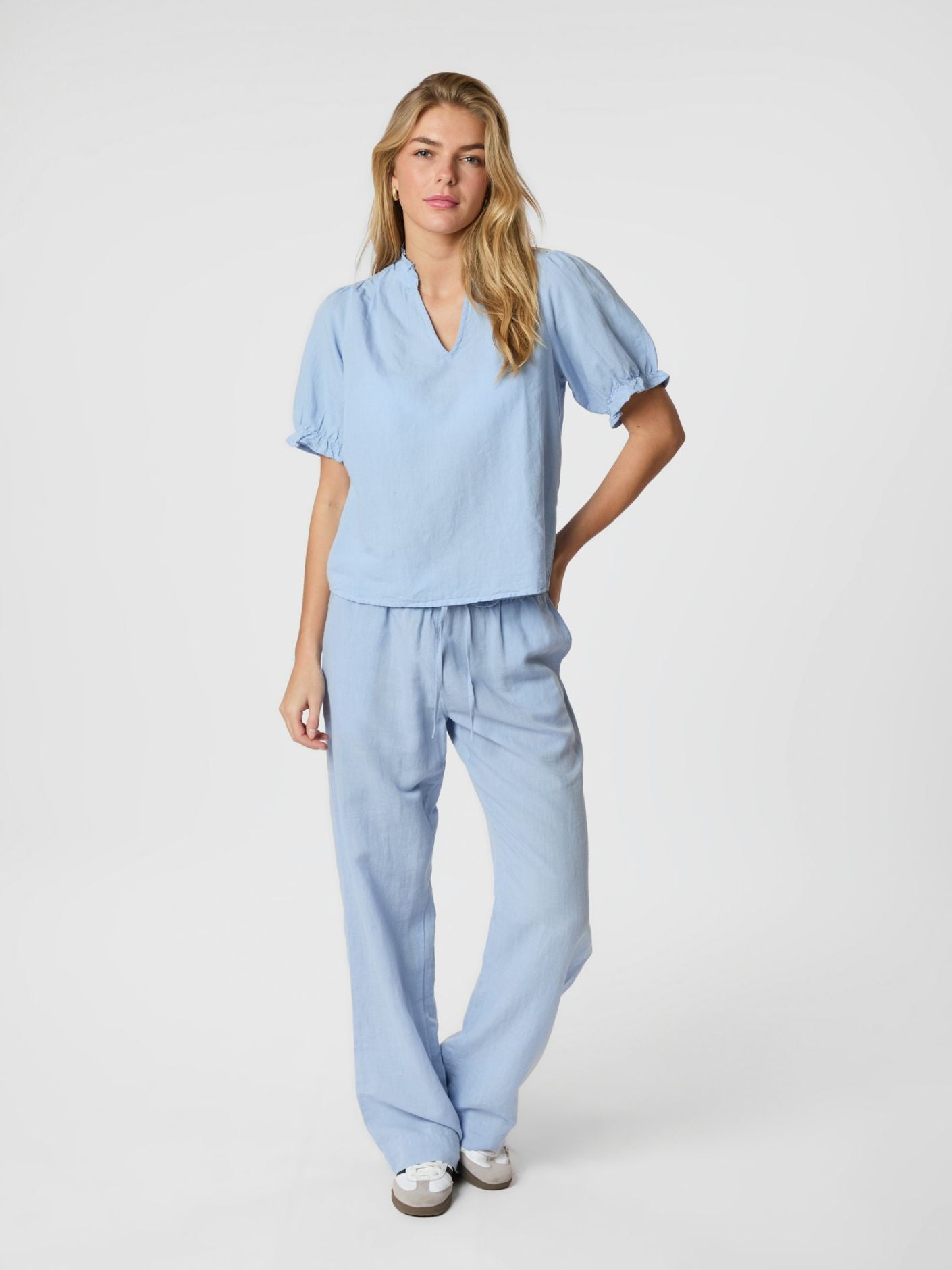 Odesa Linen Blouse Light Blue