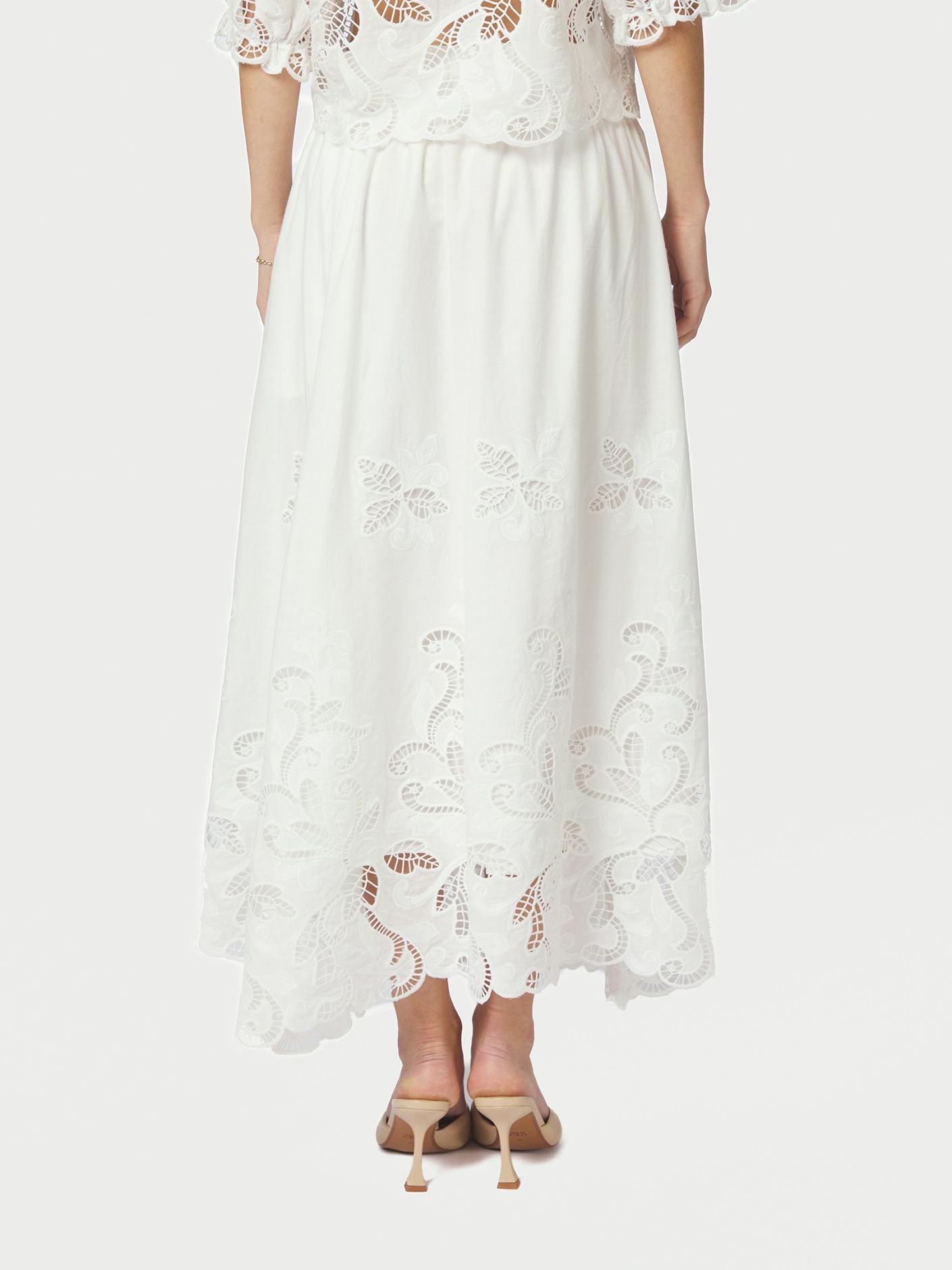 Yara Long Emb Skirt White