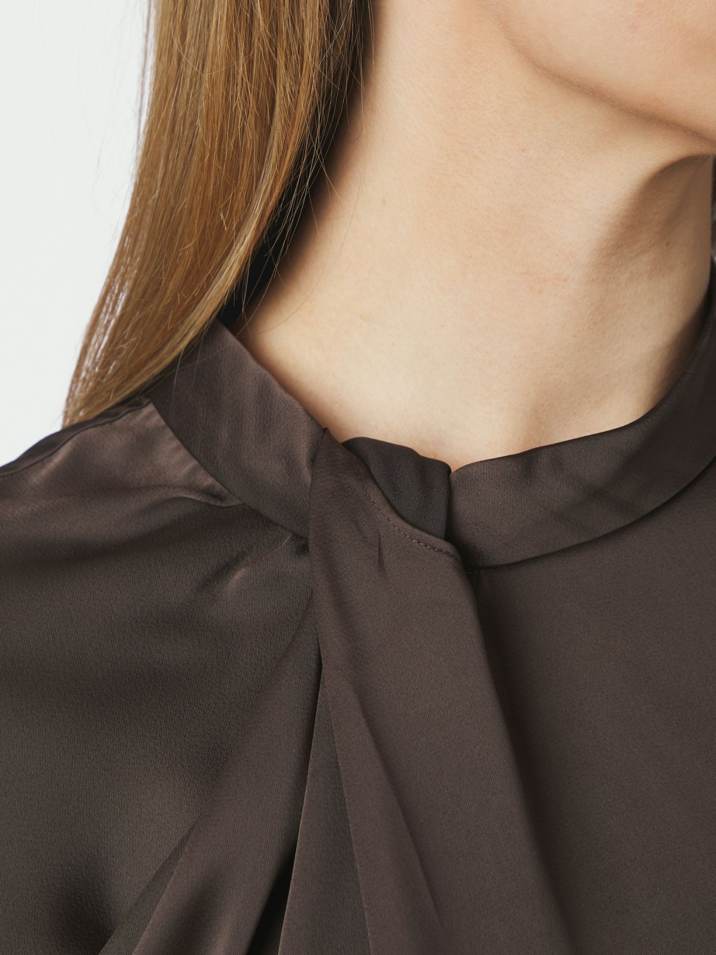 Fleur Drapy Sateen Blouse Dark Brown