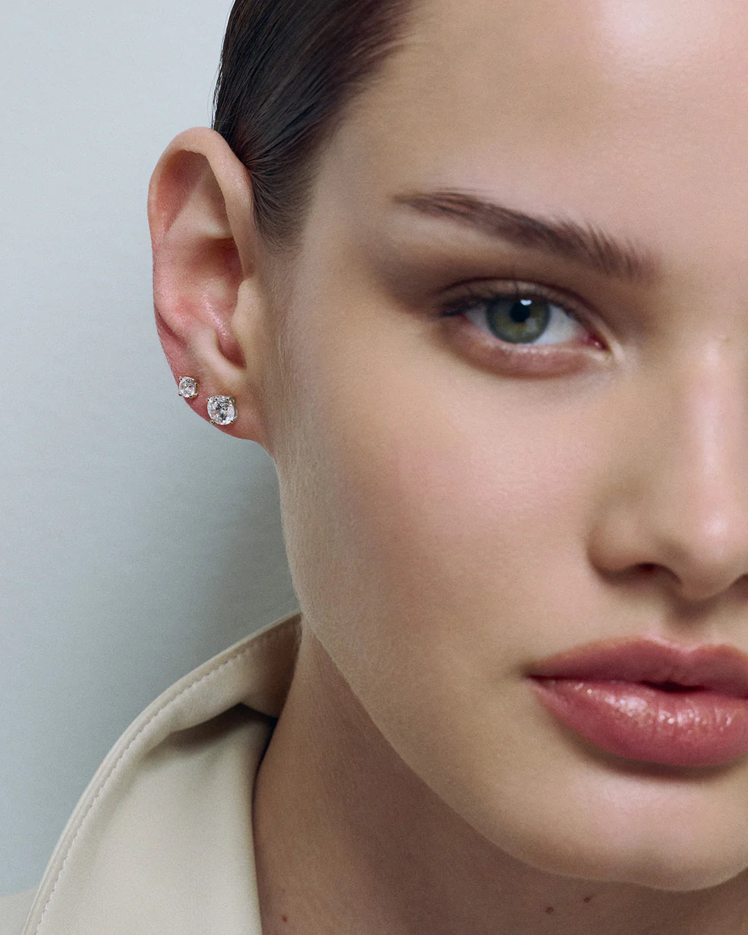 Stud Earrings 4mm Silver