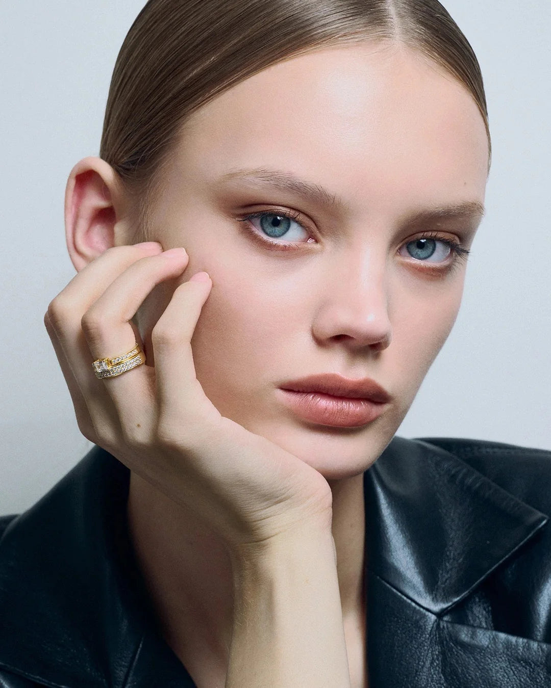 Aperto Pave Ring Gold