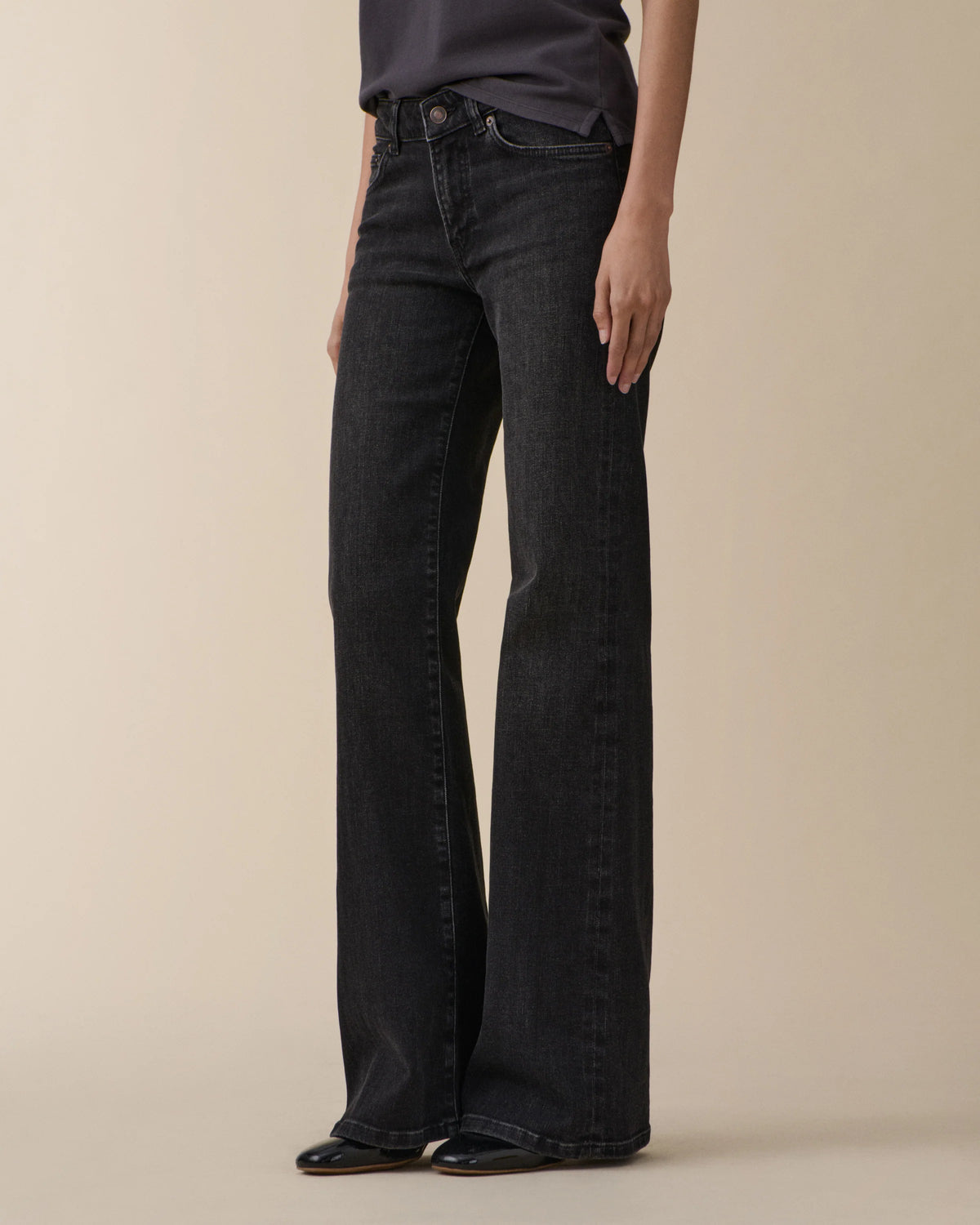 San Babila Washed Black