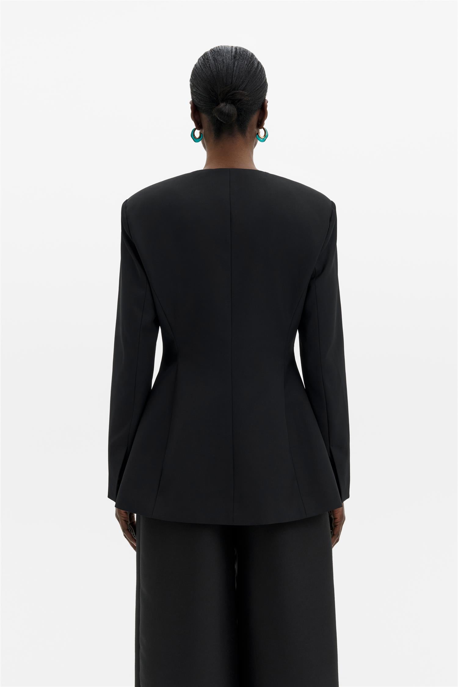 Carol Fitted Round Neck Blazer Black