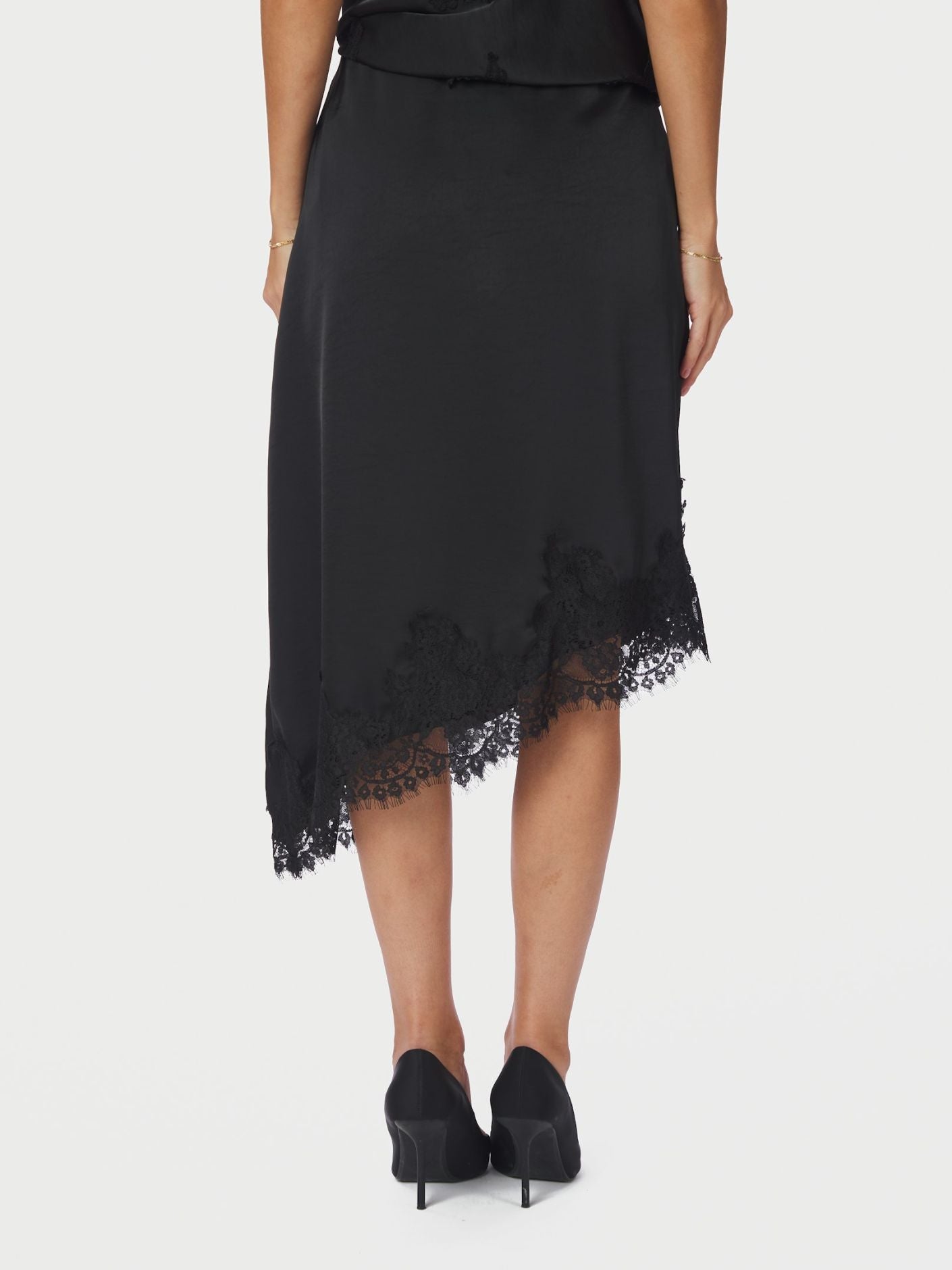 Fiora Lace Skirt Black