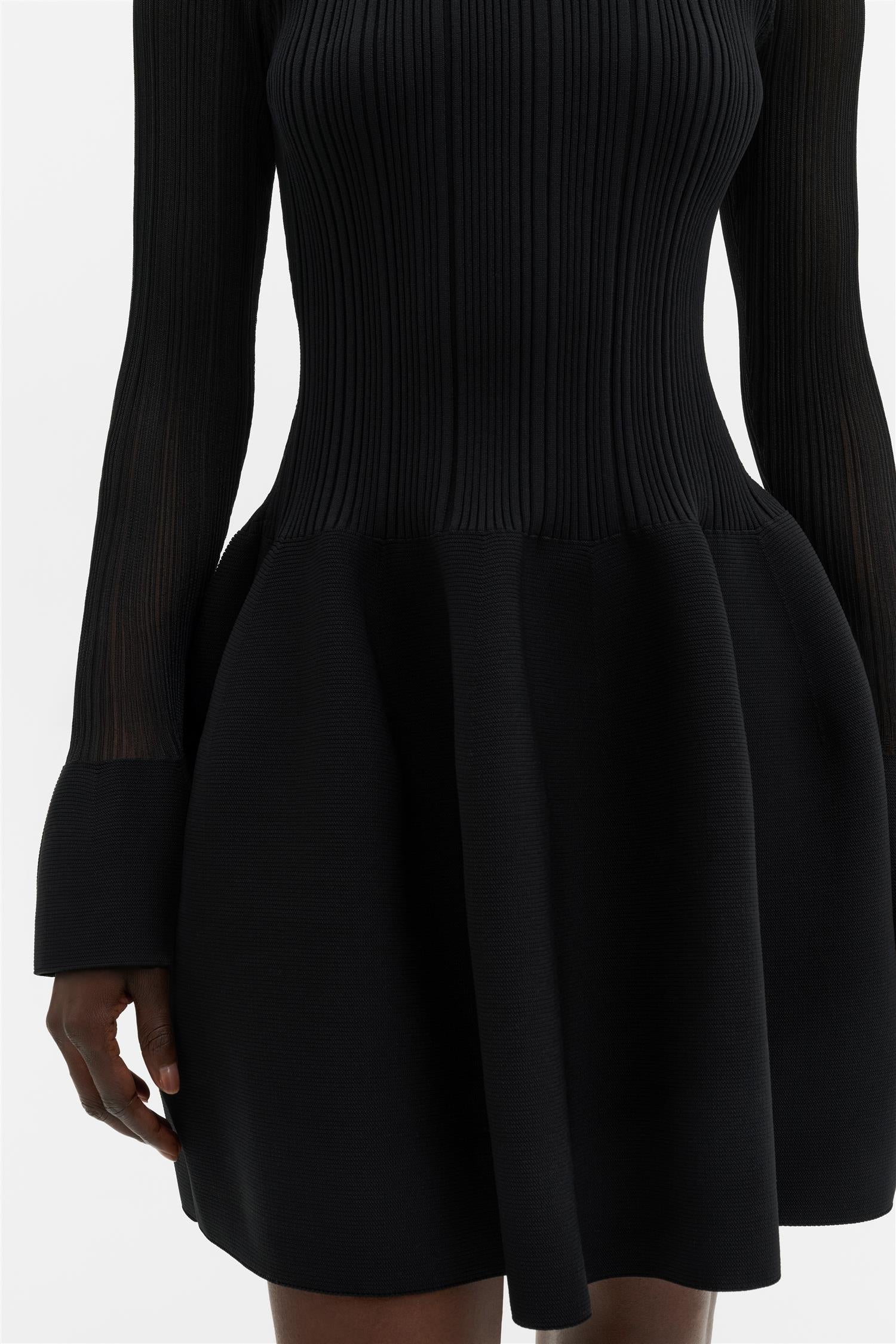Elona Voluminous Skirt Knitted Dress Black