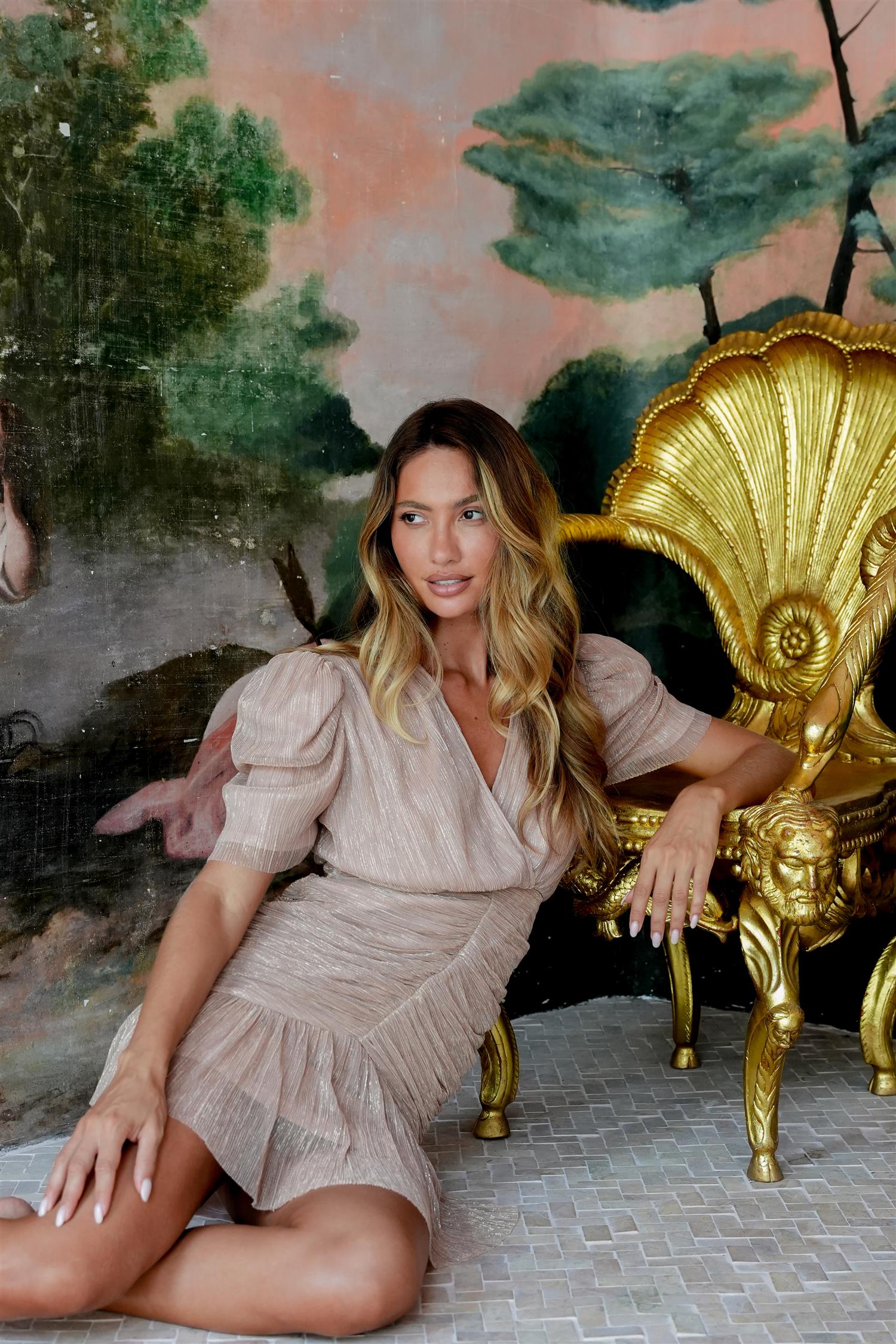 Jenna Minikjole Rosegull