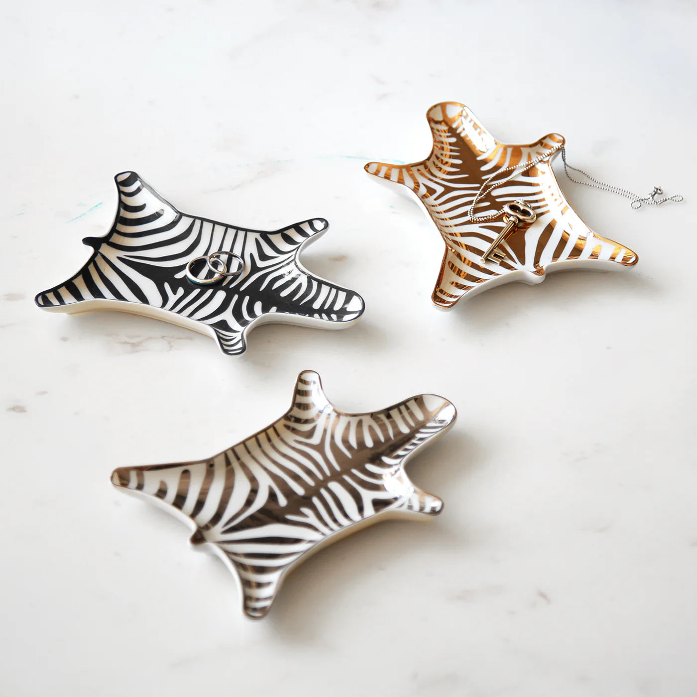Zebra Stacking Dish Black & White
